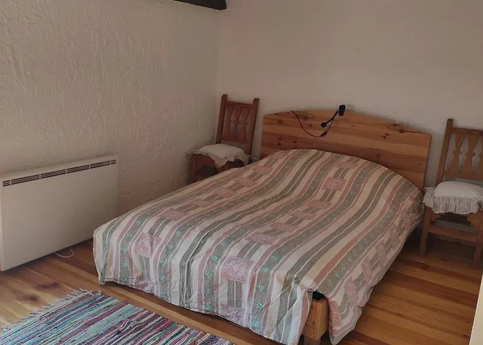 Belle Maison Provencale * קסטלאנטה